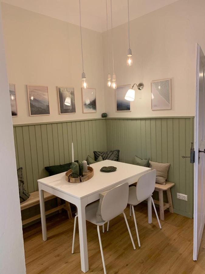 Green Flat By Grazrentals With Garden View & Parking Included Zewnętrze zdjęcie